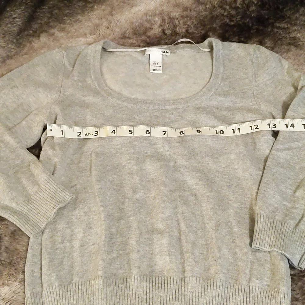 H&M Sweaters - Picture 3 of 5